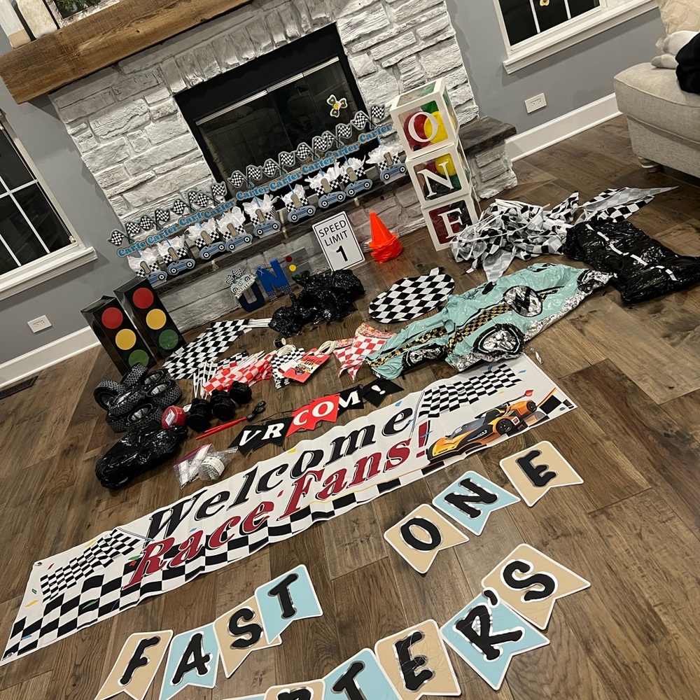 Race Car Party Decorations Set